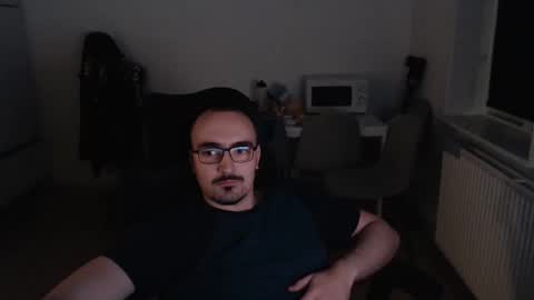 YamilLamal online show from 10, 11, 2025