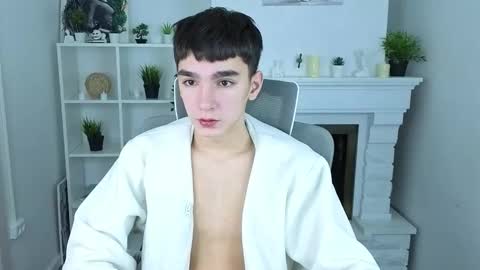 Snapshot of yamitwink chatting on 5, 11, 2025 yamitwink online show from 5, 11, 2025