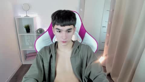 Snapshot of yamitwink chatting on 15, 11, 2025 yamitwink online show from 15, 11, 2025