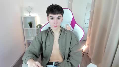 Snapshot of yamitwink chatting on 16, 11, 2025 yamitwink online show from 16, 11, 2025