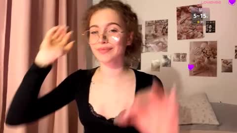 Snapshot of yaniraekberg chatting on 14, 12, 2025 Marry online show from 14, 12, 2025