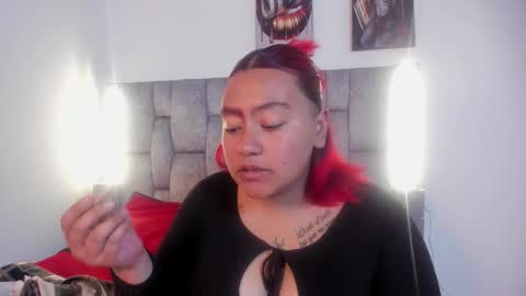 Snapshot of yara_flamer chatting on 2, 12, 2025 Yara online show from 2, 12, 2025