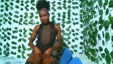 YARITHZA online show from 15, 12, 2024