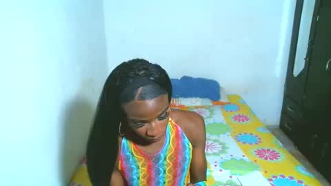 YARITHZA online show from 23, 1, 2025