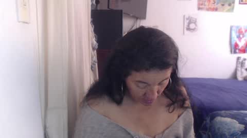 yasmin_love85 online show from 23, 6, 2026