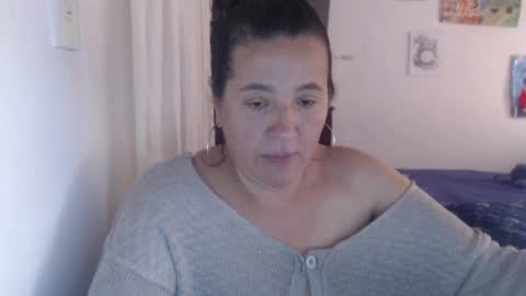 yasmin_love85 online show from 28, 7, 2026