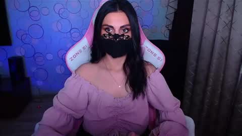 Snapshot of yasmina___ chatting on 6, 11, 2025 yasmina online show from 6, 11, 2025