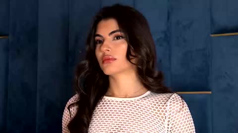 Snapshot of yasminaluna chatting on 12, 1, 2026 Yasmina online show from 12, 1, 2026