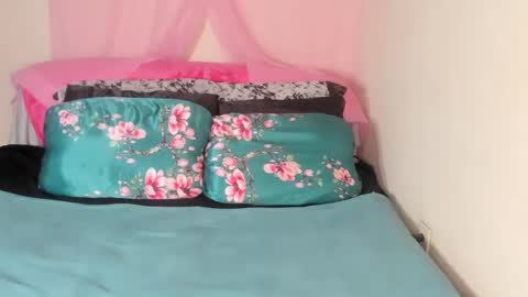 Yasmina online show from 24, 2, 2025