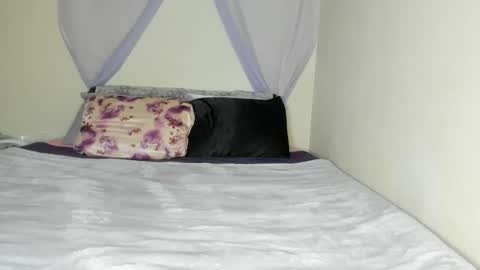 Yasmina online show from 14, 10, 2025