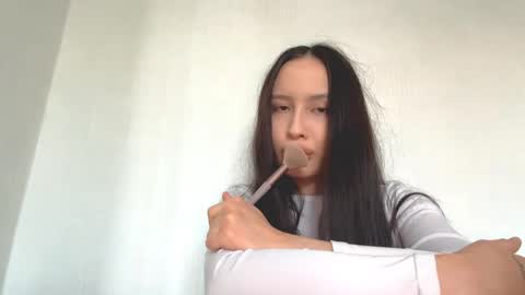 Yasmin online show from 29, 4, 2026