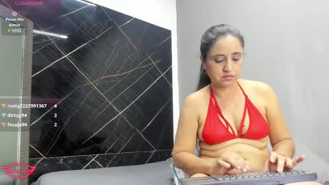 Snapshot of yaya____ chatting on 16, 2, 2025 yaya____ online show from 16, 2, 2025