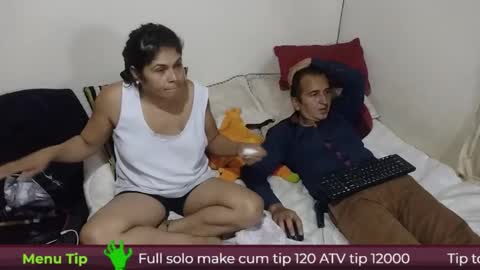 Snapshot of yazflor chatting on 5, 2, 2025 Hazzan y Greisy online show from 5, 2, 2025