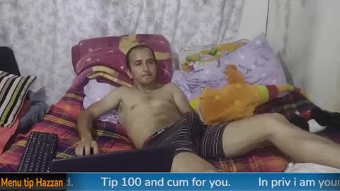 Snapshot of yazflor chatting on 8, 2, 2025 Hazzan y Greisy online show from 8, 2, 2025