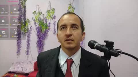 Snapshot of yazflor chatting on 19, 9, 2025 Hazzan y Greisy online show from 19, 9, 2025