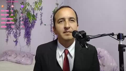 Snapshot of yazflor chatting on 27, 9, 2025 Hazzan y Greisy online show from 27, 9, 2025