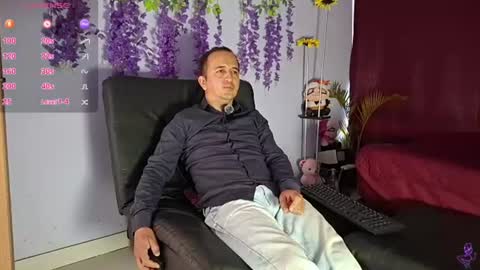 Snapshot of yazflor chatting on 22, 6, 2026 Hazzan y Greisy online show from 22, 6, 2026