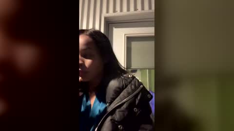 Snapshot of yazzybae3 chatting on 21, 12, 2025 yazzybae3 online show from 21, 12, 2025