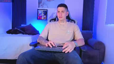 Snapshot of yeiko_romero_ chatting on 12, 6, 2026 YEIKO ROMERO online show from 12, 6, 2026