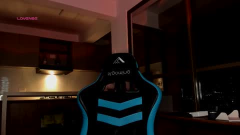 Snapshot of yeikoe1 chatting on 8, 1, 2026 yeikoe1 online show from 8, 1, 2026