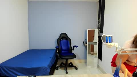 Snapshot of yelena03 chatting on 31, 1, 2025 yelena03 online show from 31, 1, 2025