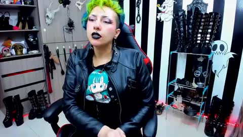 Snapshot of yelena_bondaje chatting on 20, 12, 2024 Yelena online show from 20, 12, 2024