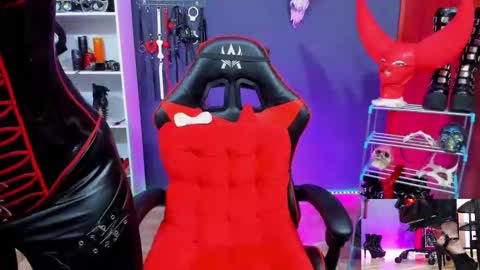 Snapshot of yelena_bondaje chatting on 4, 2, 2026 Yelena online show from 4, 2, 2026