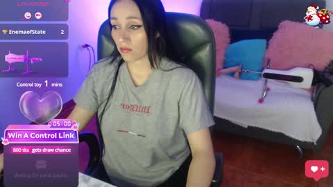 Snapshot of yeliana_sexy chatting on 21, 12, 2024 Valery online show from 21, 12, 2024