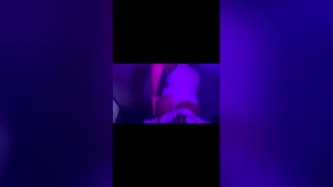 Ella Ts online show from 14, 1, 2026