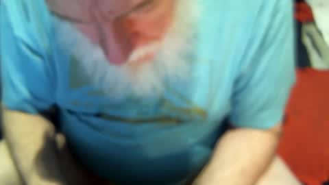 Snapshot of yellowsnakes chatting on 10, 1, 2025 . y e l l o w s n a k e s . online show from 10, 1, 2025