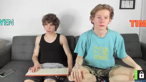 Snapshot of yen2025 chatting on 2, 11, 2025 Yen online show from 2, 11, 2025