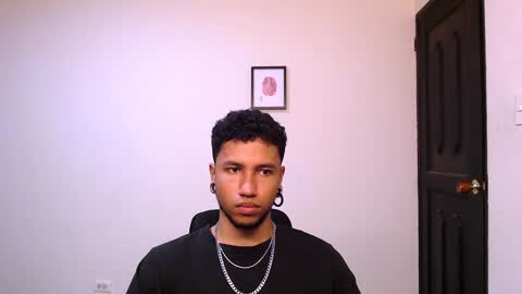 Snapshot of yerfon_s1 chatting on 22, 12, 2024 Yeff ind. model online show from 22, 12, 2024