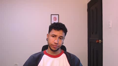 Snapshot of yerfon_s1 chatting on 24, 12, 2024 Yeff ind. model online show from 24, 12, 2024