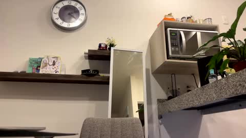 Snapshot of yes_mommy_zlata chatting on 15, 2, 2025 Zlata online show from 15, 2, 2025