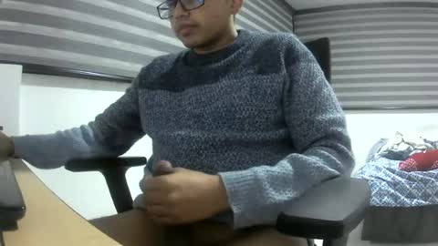 Snapshot of yesidxxx123_ chatting on 29, 6, 2026 yesidxxx123_ online show from 29, 6, 2026