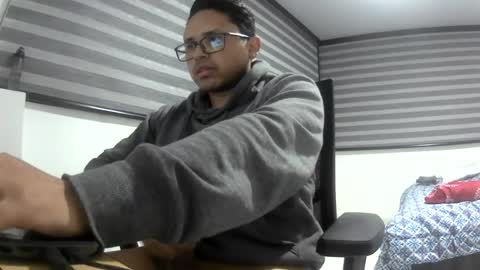 Snapshot of yesidxxx123_ chatting on 3, 7, 2026 yesidxxx123_ online show from 3, 7, 2026