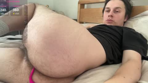 Snapshot of yesimlonely chatting on 15, 4, 2026 Sal online show from 15, 4, 2026