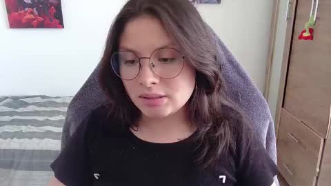 Snapshot of yessica_gomez01 chatting on 24, 4, 2026 yessica_gomez01 online show from 24, 4, 2026
