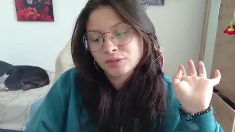 Snapshot of yessica_gomez01 chatting on 4, 5, 2026 yessica_gomez01 online show from 4, 5, 2026