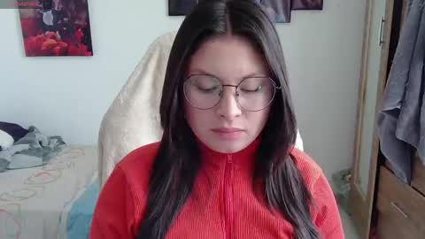 Snapshot of yessica_gomez01 chatting on 26, 5, 2026 yessica_gomez01 online show from 26, 5, 2026