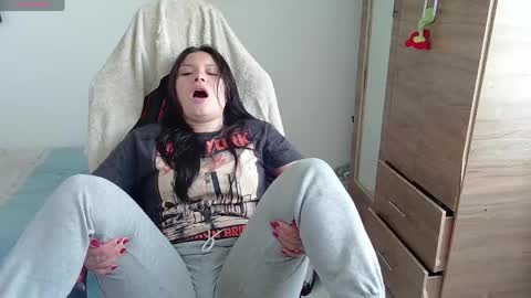 Snapshot of yessica_gomez01 chatting on 2, 6, 2026 yessica_gomez01 online show from 2, 6, 2026
