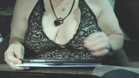 Snapshot of yessirprincesspet chatting on 21, 6, 2026 yessirprincesspet online show from 21, 6, 2026