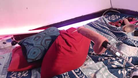 Yhazan Blake online show from 2, 3, 2026