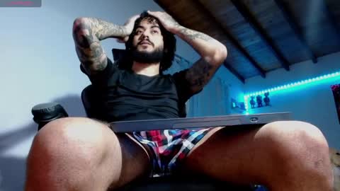 Snapshot of yio__cohen chatting on 8, 10, 2025 yio cohen online show from 8, 10, 2025