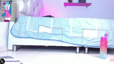 Snapshot of yiovanna19 chatting on 2, 12, 2024 Yiovanna online show from 2, 12, 2024