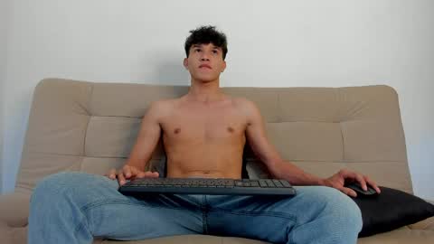 Snapshot of yizus_bonz chatting on 6, 6, 2026 yizus_bonz online show from 6, 6, 2026