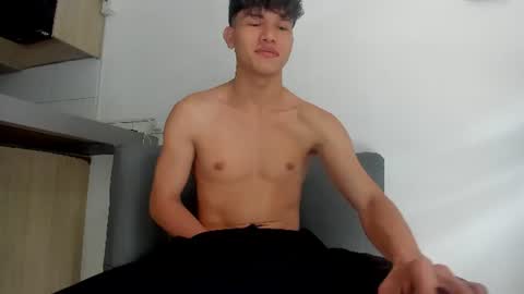 Snapshot of yizus_bonz chatting on 25, 6, 2026 yizus_bonz online show from 25, 6, 2026