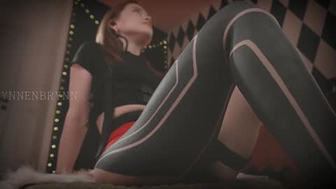 Snapshot of ynnenbrynn chatting on 5, 12, 2024 ynnenbrynn online show from 5, 12, 2024