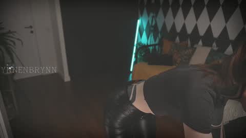 Snapshot of ynnenbrynn chatting on 7, 12, 2024 ynnenbrynn online show from 7, 12, 2024