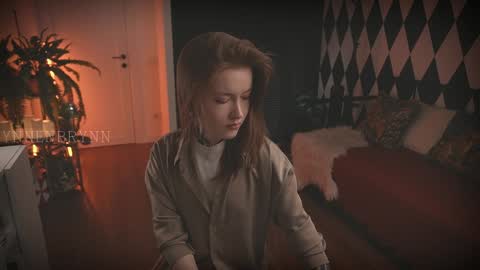 Snapshot of ynnenbrynn chatting on 16, 12, 2024 ynnenbrynn online show from 16, 12, 2024